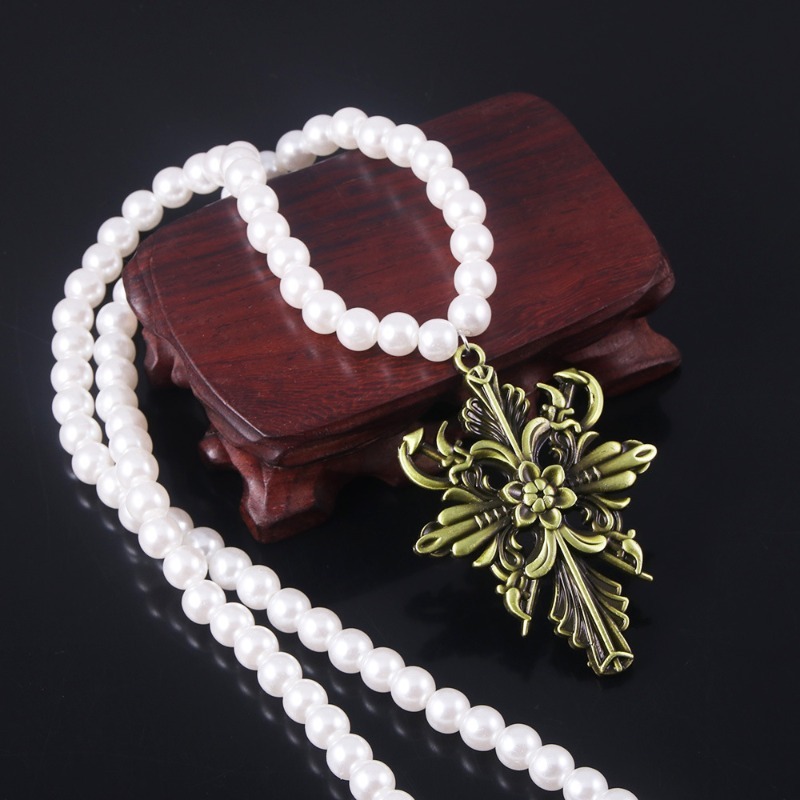 Anime Pendant Necklace - バイオハザード ヴィレッジ ゲーム周辺機器 ネックレス ダニエラ・ディミトレスク コスプレペンダント