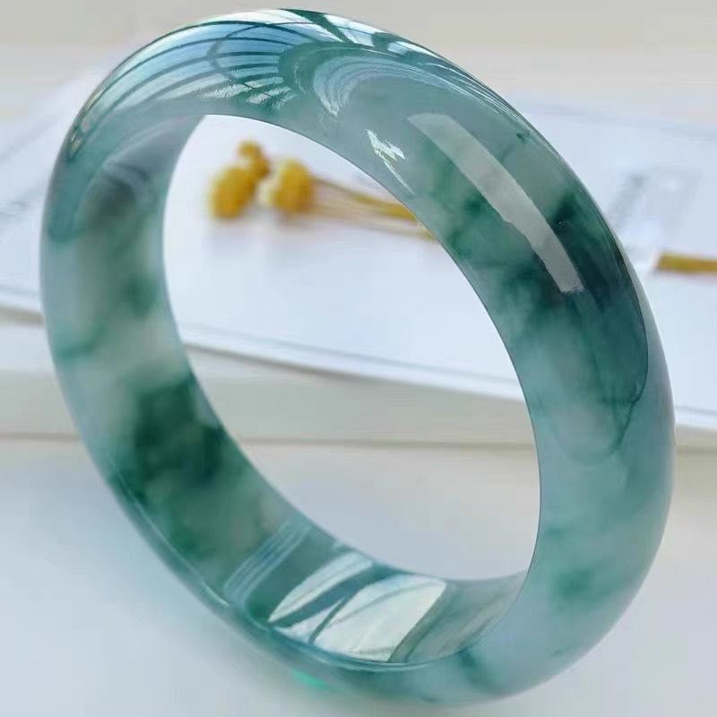 ミャンマー産のアイスジェダイトブレスレット、お母さんへの贈り - Bracelets のレビューと価格