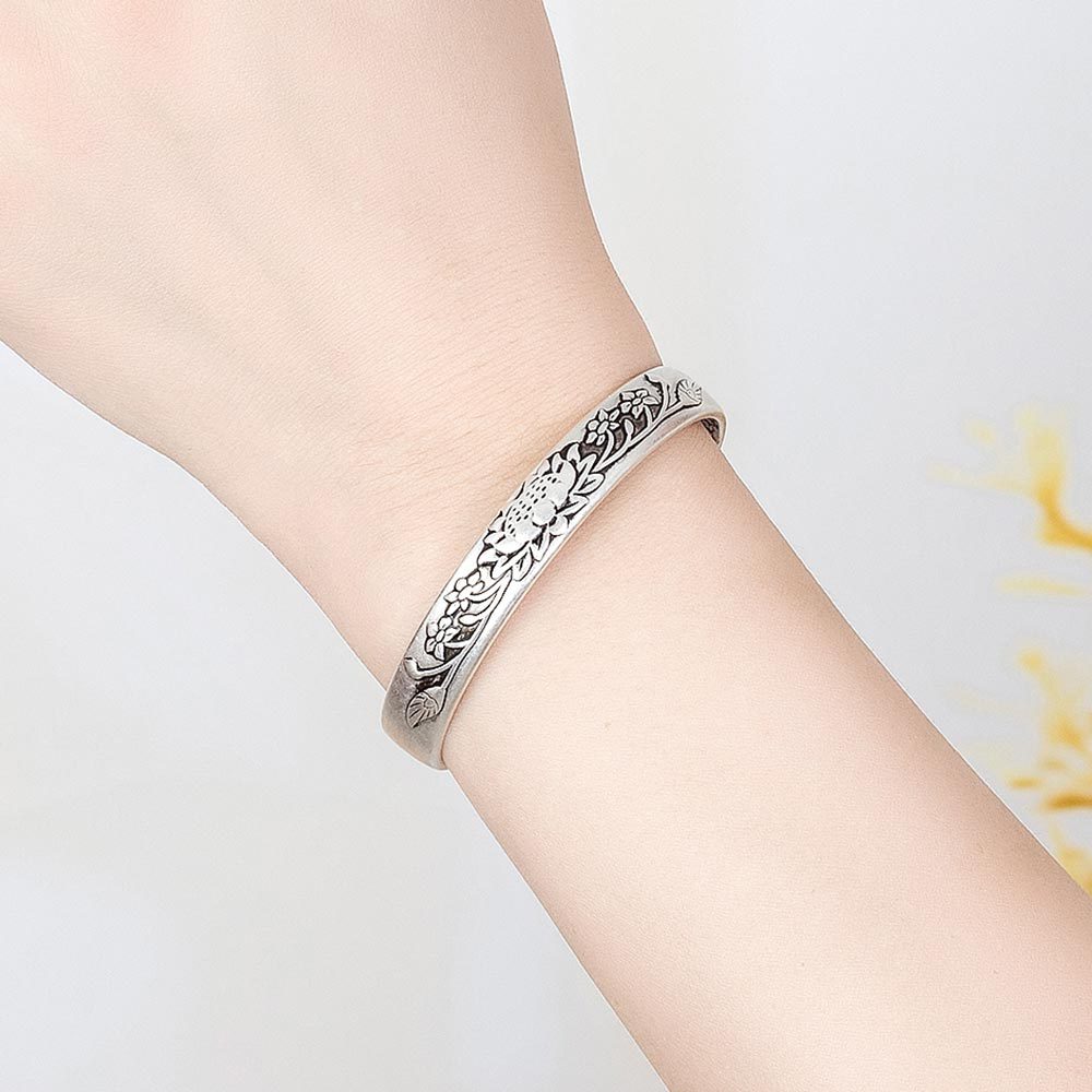 925 スターリングシルバー彫刻蓮の花オープンブレスレットバ - Bracelets のレビューと価格