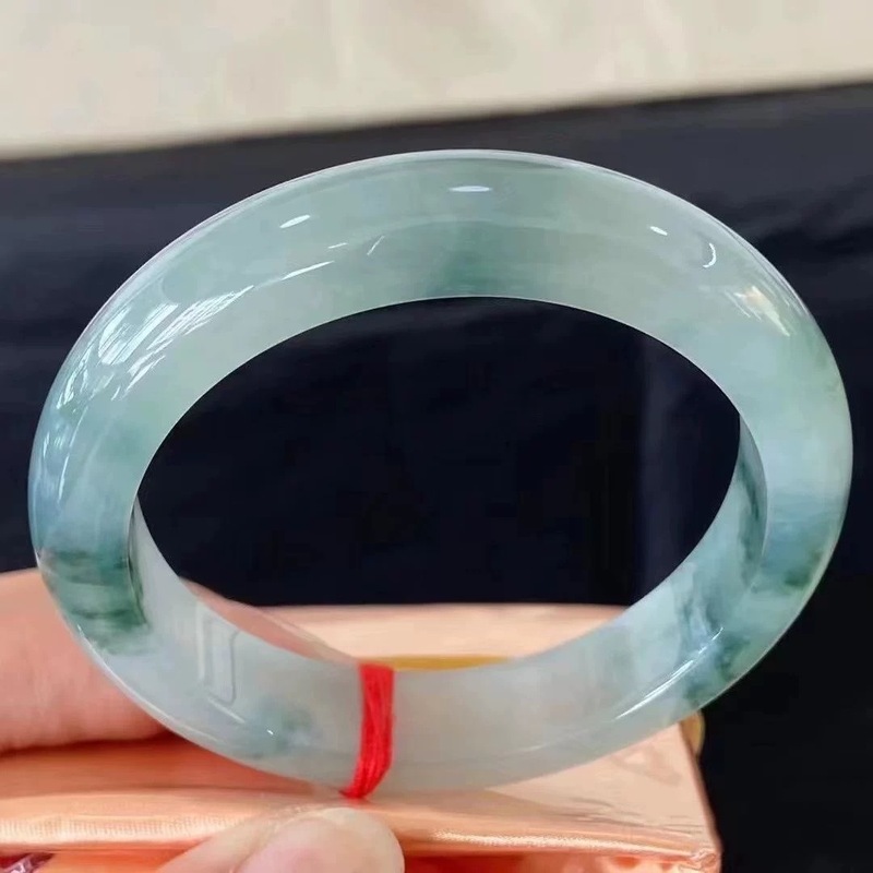 青い花模様のミャンマー産ジェダイト、ラオケン鉱山産の女性用ブ - Bracelets のレビューと価格
