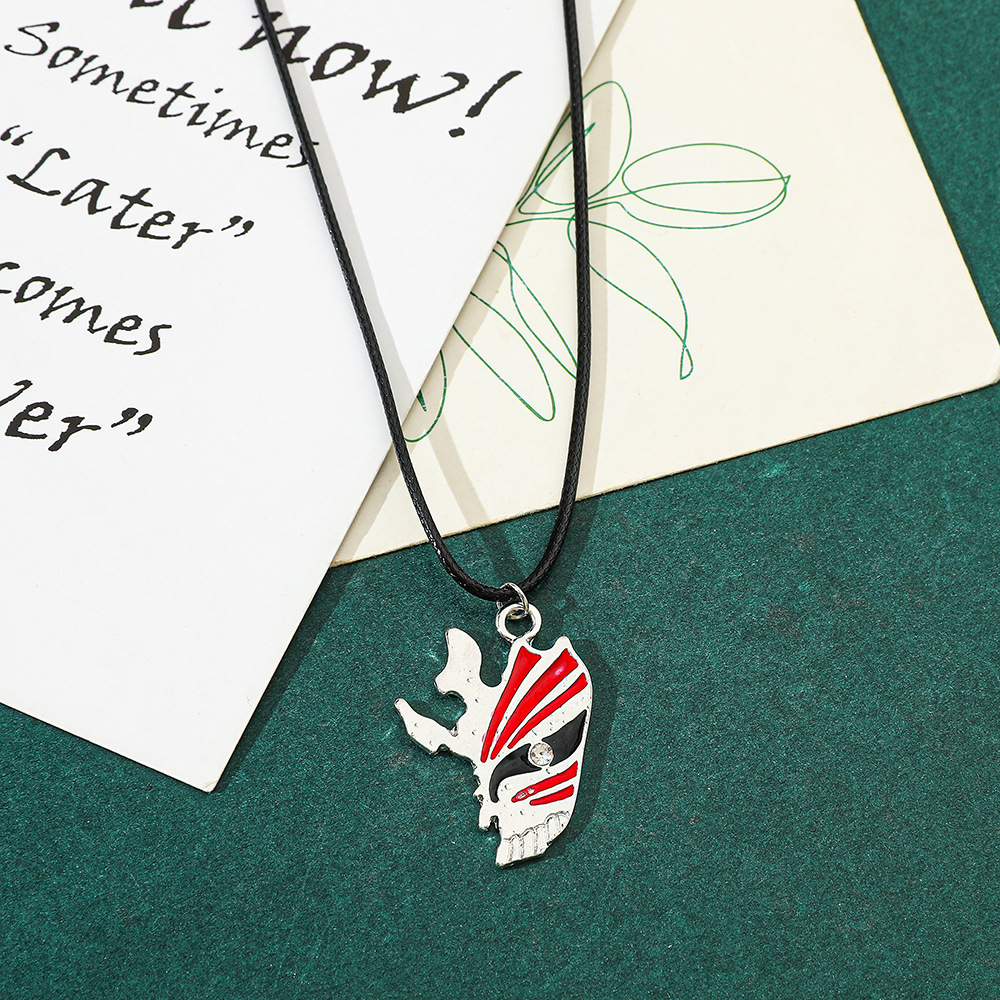 アニメ黒崎一護ホロウマスクブルヘッドボイドスカルマスクメタル - Anime Pendant Necklace のレビューと価格