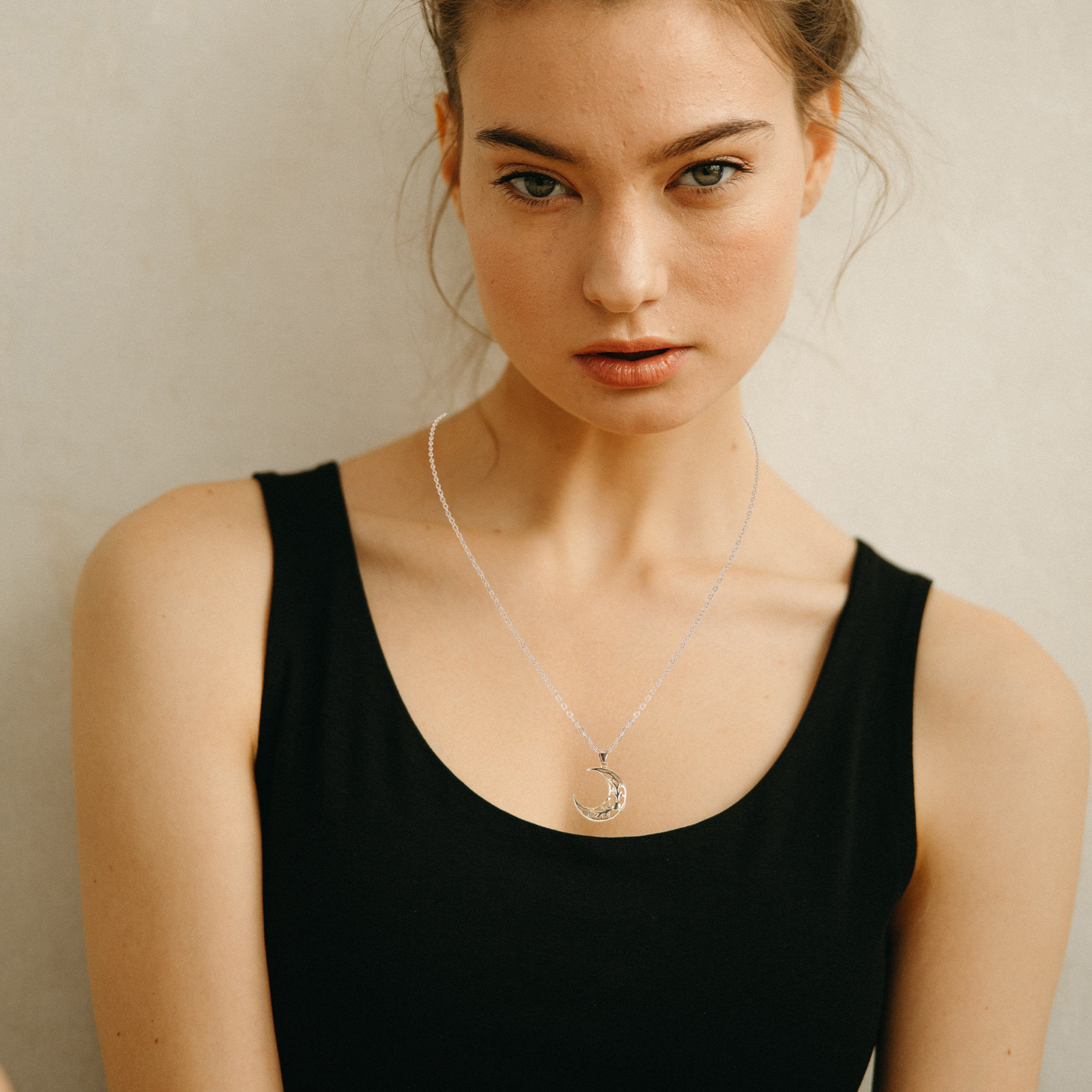 女性用ジュエリー マグネット式ネックレスクラスプ マッチング - Magnetic Couple Matching Necklaces のレビューと価格