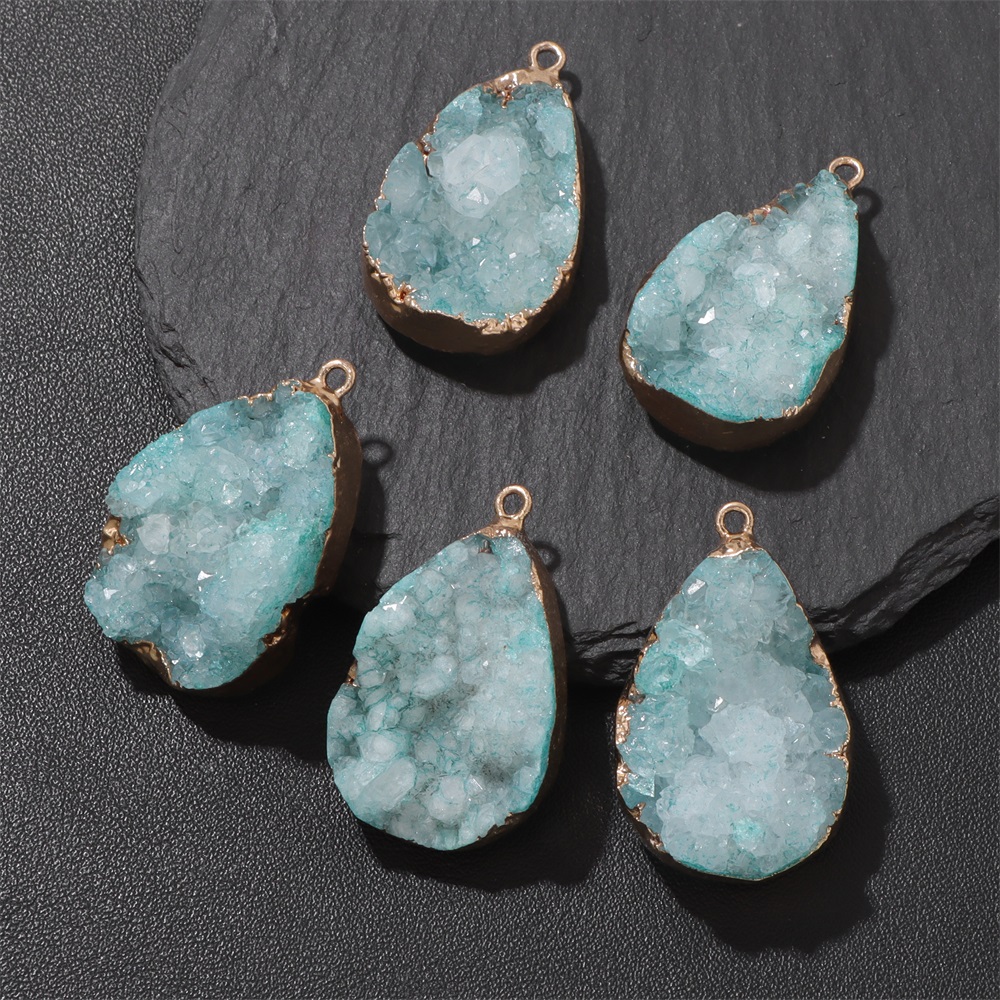 1PC 天然瑪瑙ジオードペンダント 25 × 38 ミリメー - Crystal Pendant Necklace Natural Stone のレビューと価格