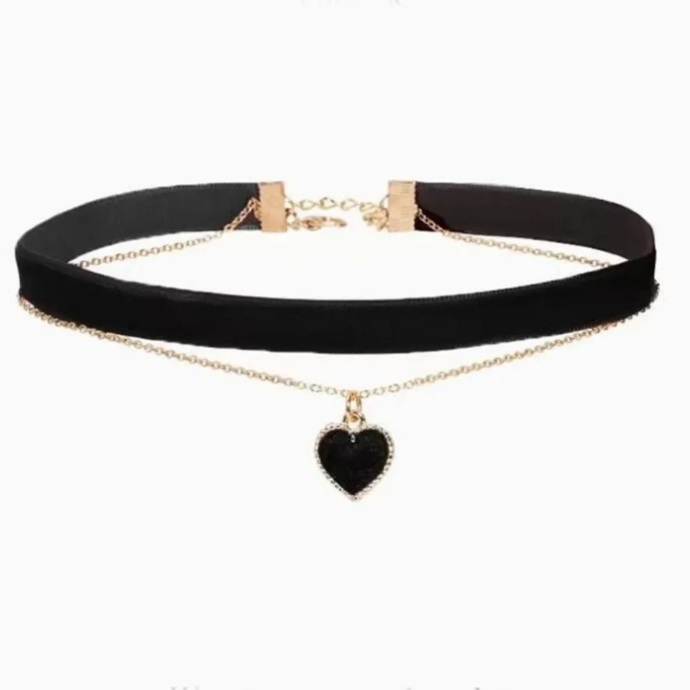 多層ブラックピーチハートペンダントチョーカー、ゴシックスタイ - Layered Pendant Necklace Aesthetic のレビューと価格