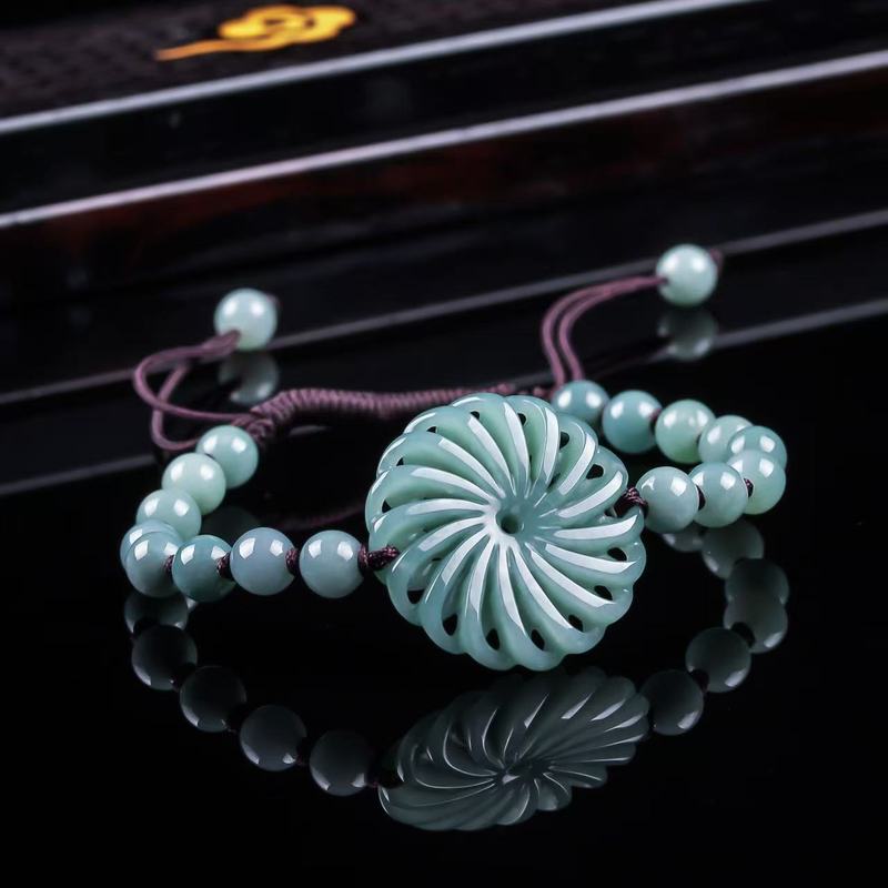 天然ジェダイトAグレードの幸運をもたらす本物の丸玉ブレスレッ - Bracelets のレビューと価格