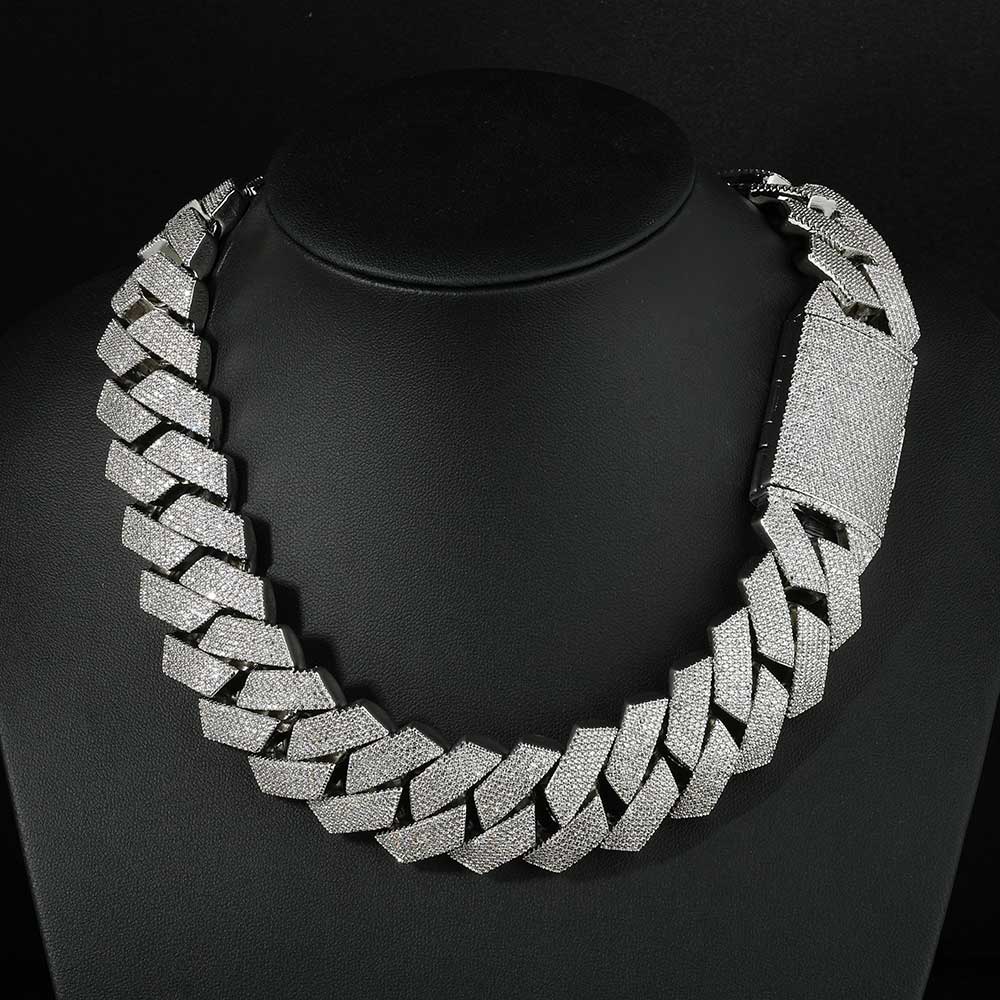 ヌオヤ アイスアウト 26mm 6列キューバンリンクチェーン - Cuban Link Chain 12Mm のレビューと価格