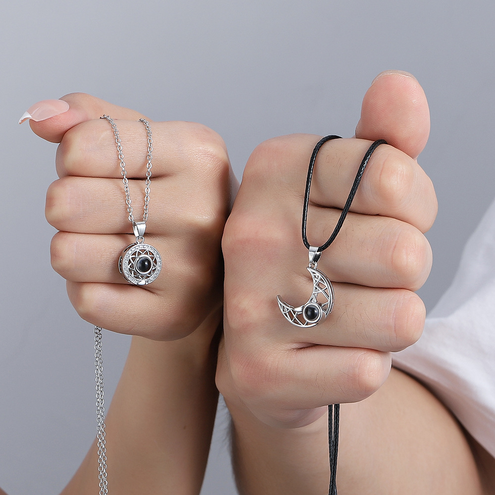 2個セット 磁気 カップル マッチング ネックレス 100ヶ - Magnetic Couple Matching Necklaces のレビューと価格