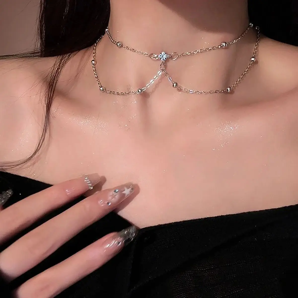 女性のためのきらびやかなラインストーンボディチェーン,セクシ - Layered Pendant Necklace Aesthetic のレビューと価格