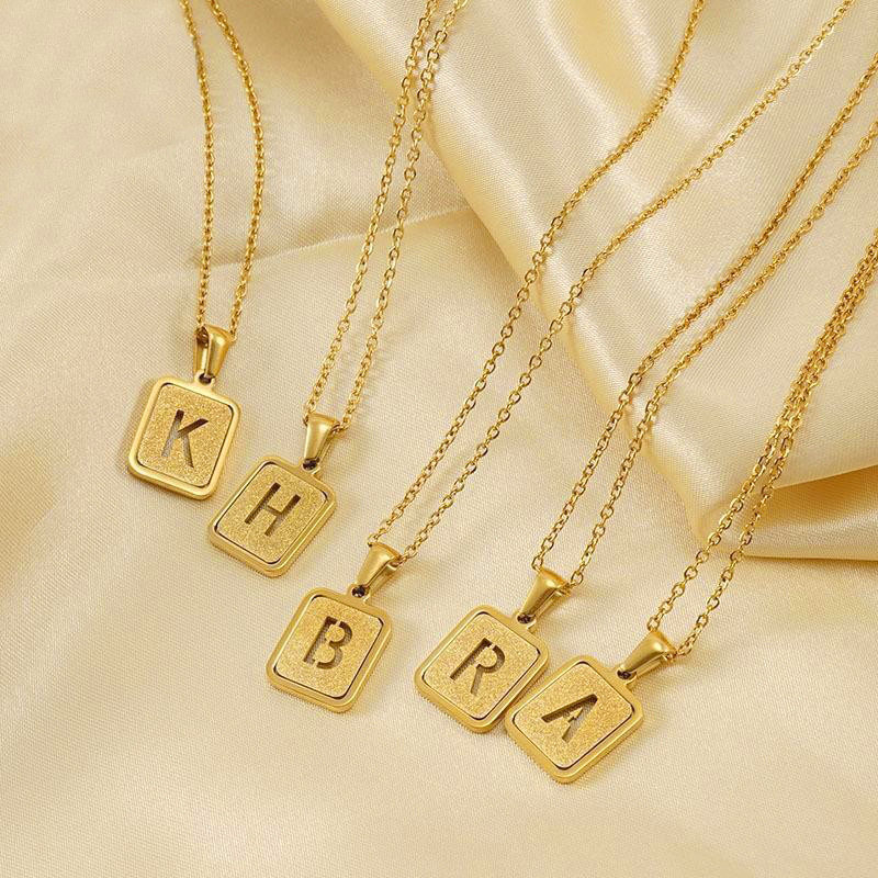 3 ピース/バッグ高品質チェーンイニシャル 26 ローマ字ア - Initial Letter Necklace 18K Gold のレビューと価格